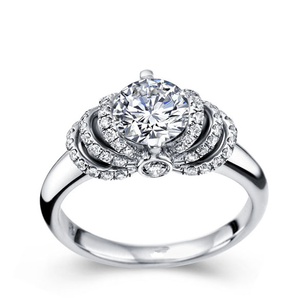 王后-白18K金钻石戒指